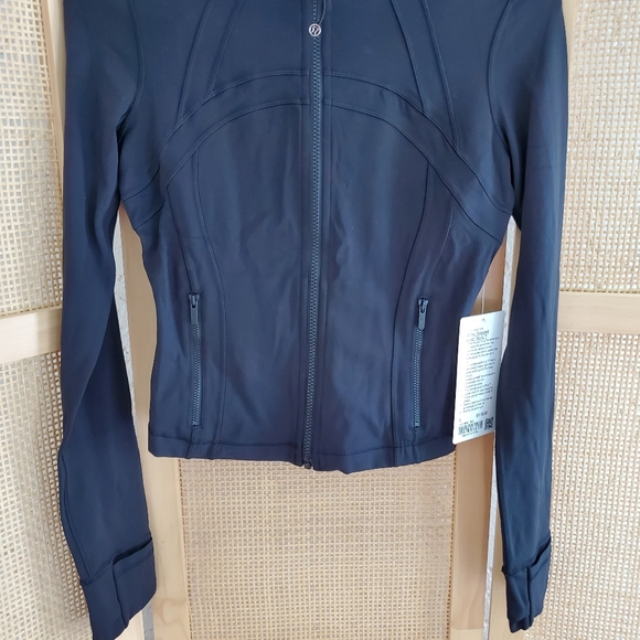 NWT LULULEMON DEFINE JACKET CROPPED BLACK SIZE 6 NULU - Picture 4 of 8